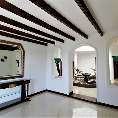 別荘 Casa Hermosa *