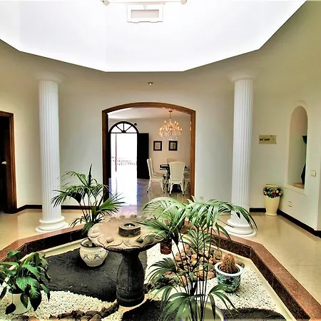 Casa Hermosa Holiday home *